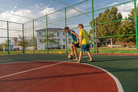 Спортивные площадки